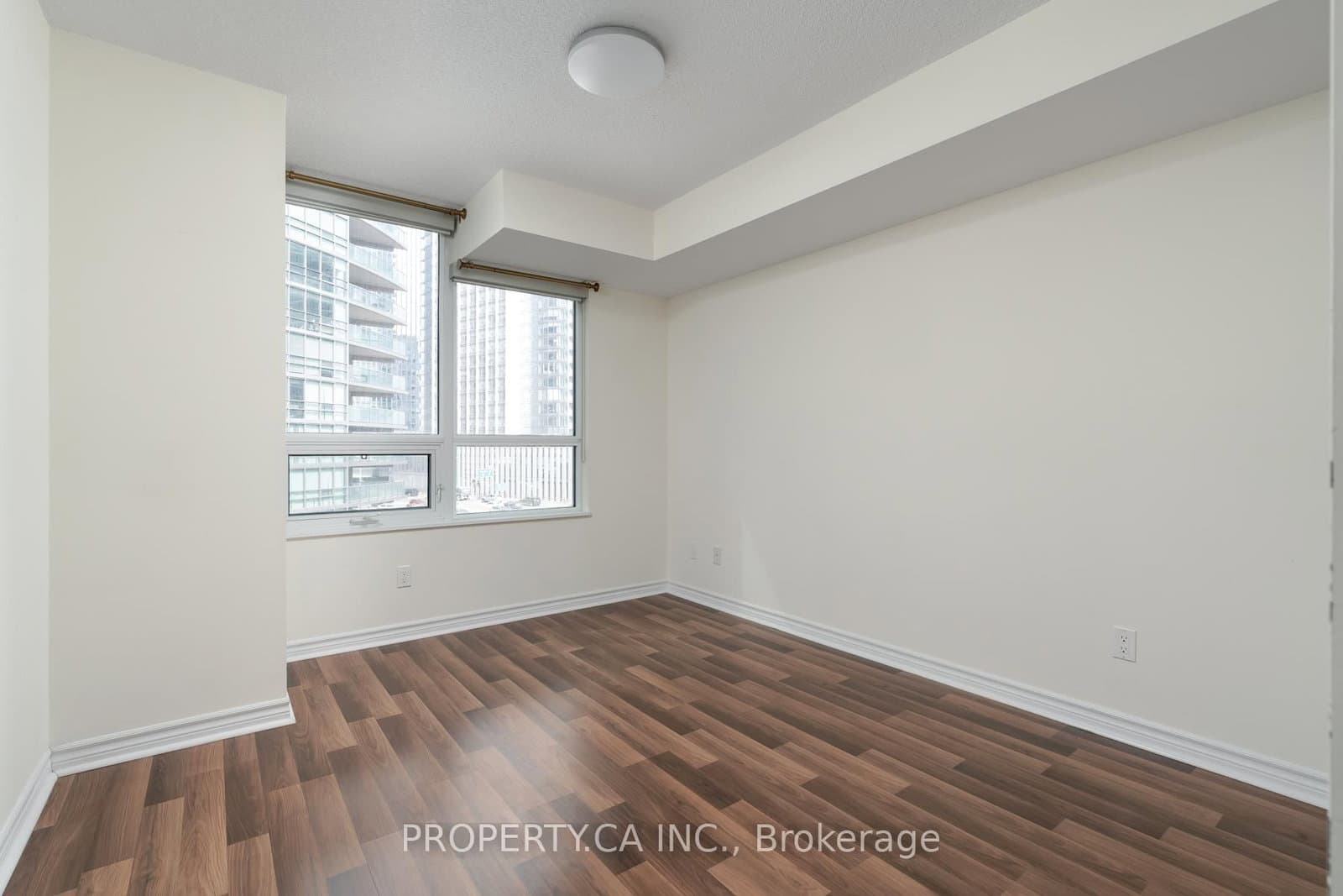 25 Lower Simcoe Street, Unit 803 thumbnail 22