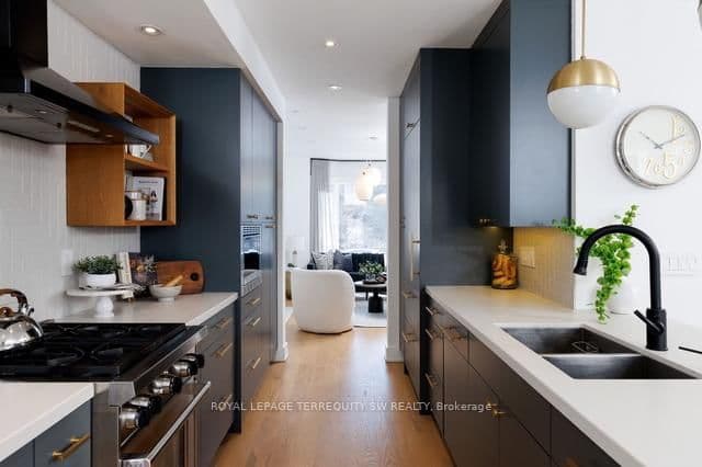 96 Summerhill Avenue thumbnail 22
