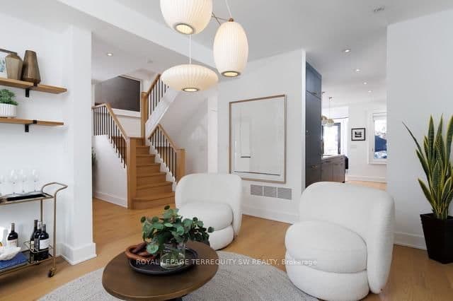 96 Summerhill Avenue thumbnail 8