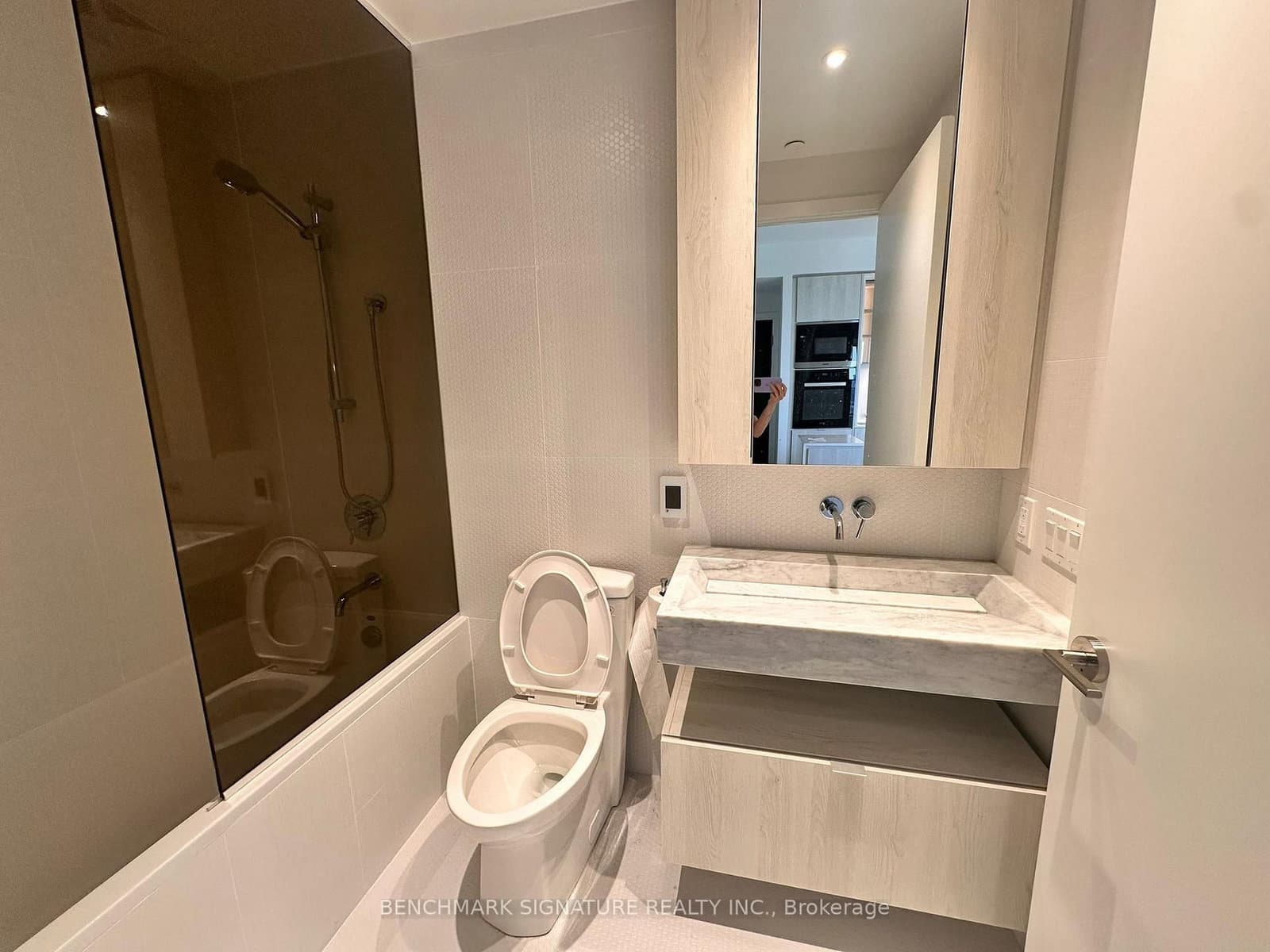 11 Yorkville Avenue, Unit 3604 thumbnail 6