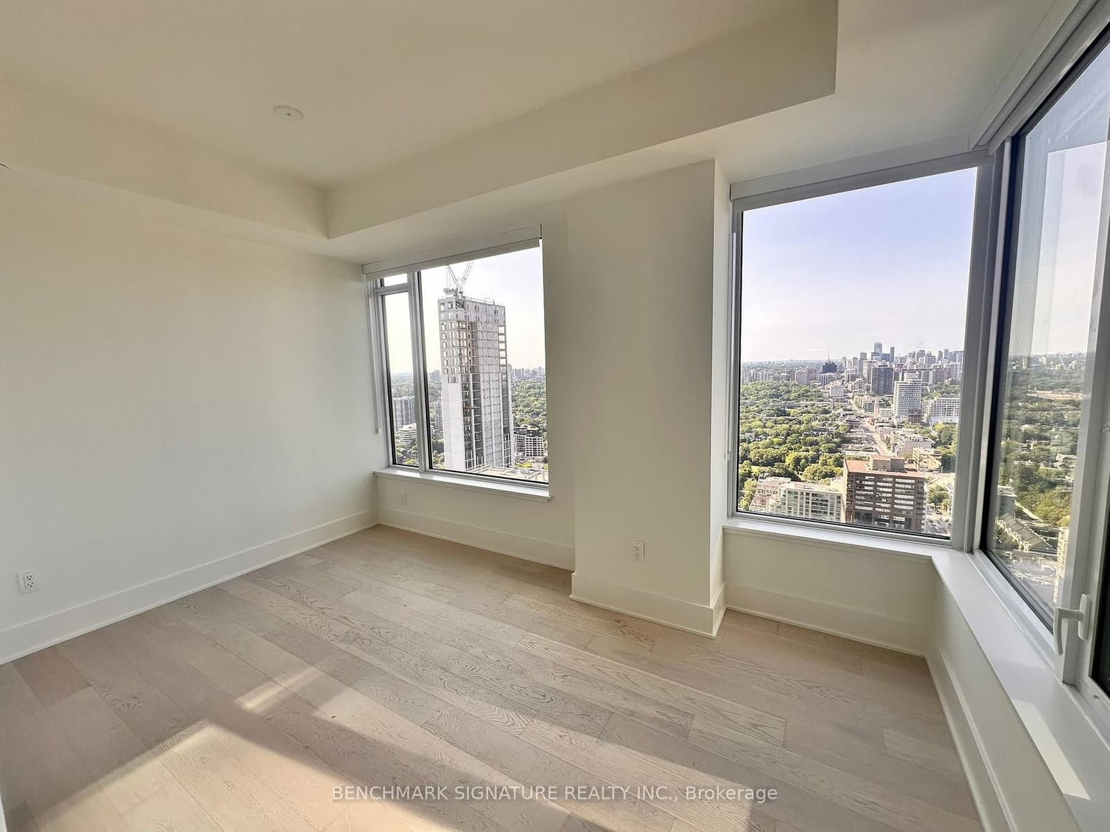 11 Yorkville Avenue, Unit 3604 thumbnail 7