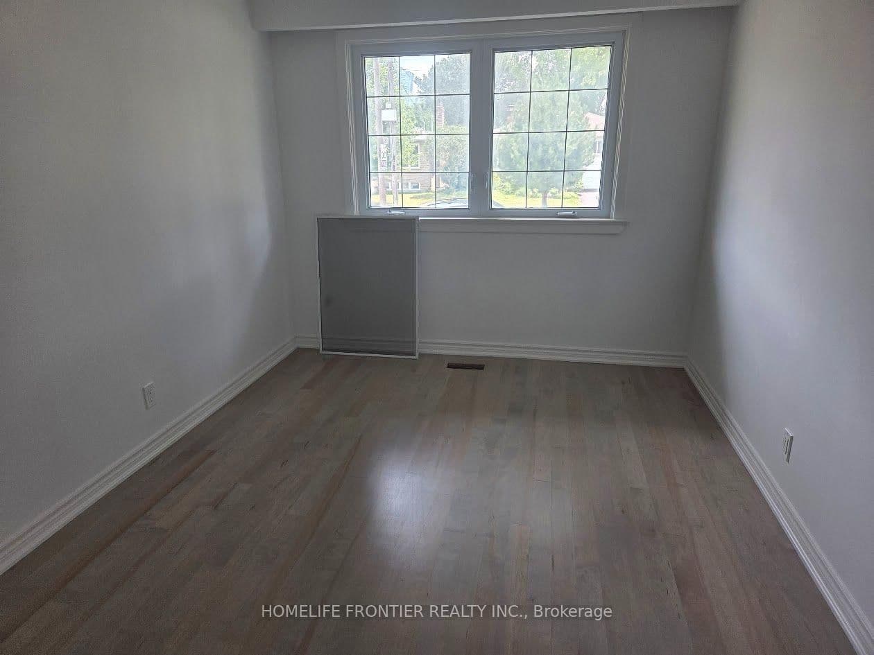 102 Betty Ann Drive thumbnail 13