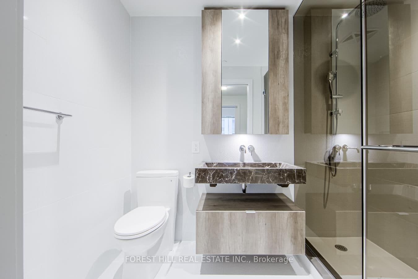 11 Yorkville Avenue, Unit 2506 thumbnail 21