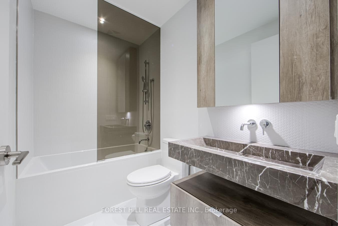 11 Yorkville Avenue, Unit 2506 thumbnail 28