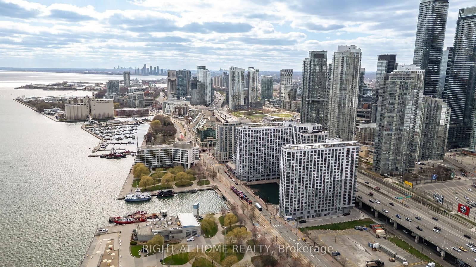 77 Harbour Square, Unit 2306 thumbnail 33