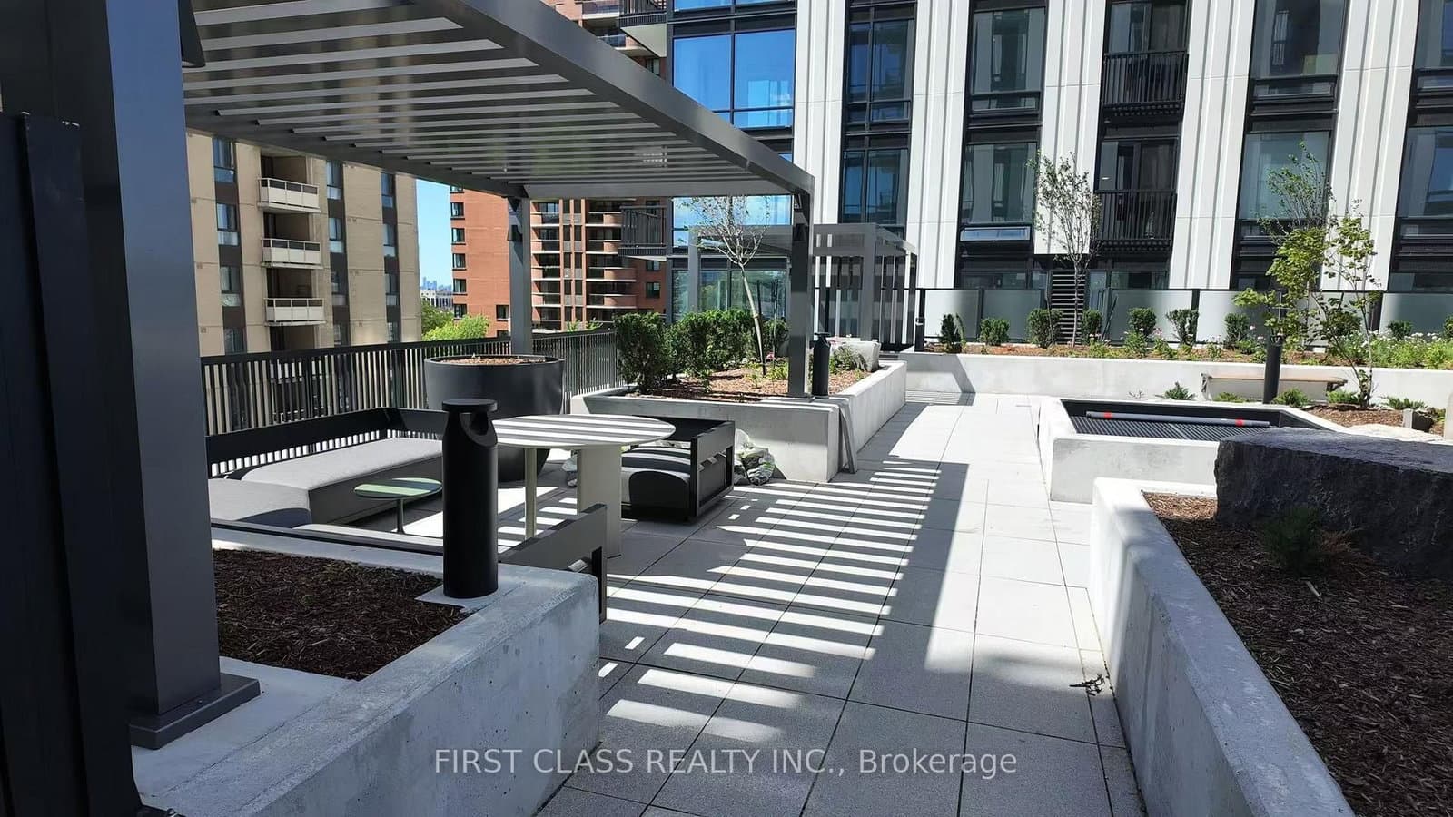 91 Montclair Avenue, Unit 908 thumbnail 11