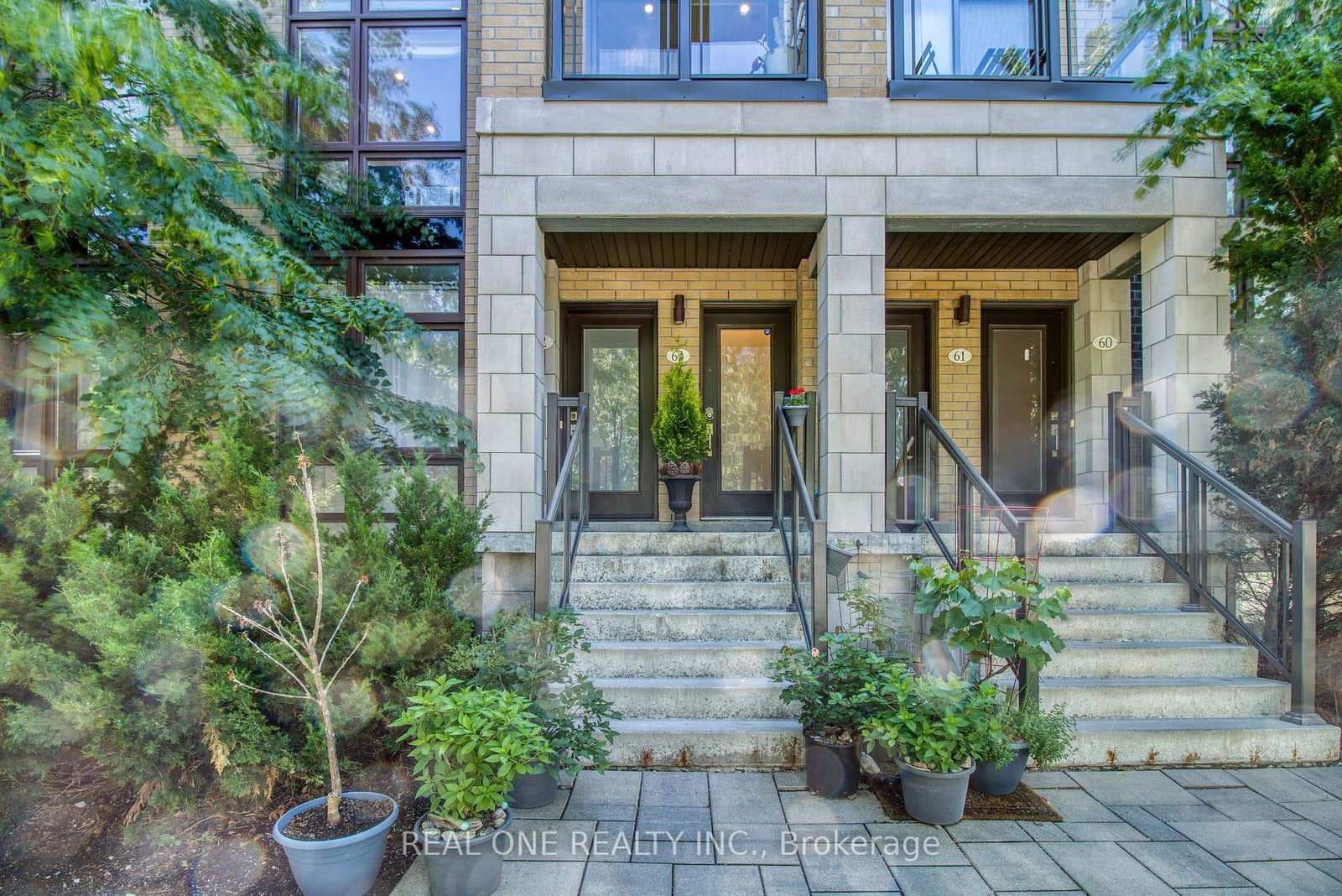 27 Eldora Avenue, Unit 63 thumbnail 2