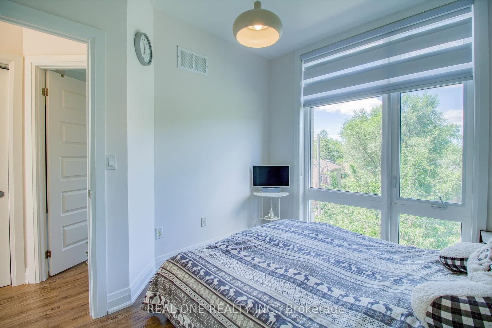 27 Eldora Avenue, Unit 63 thumbnail 27