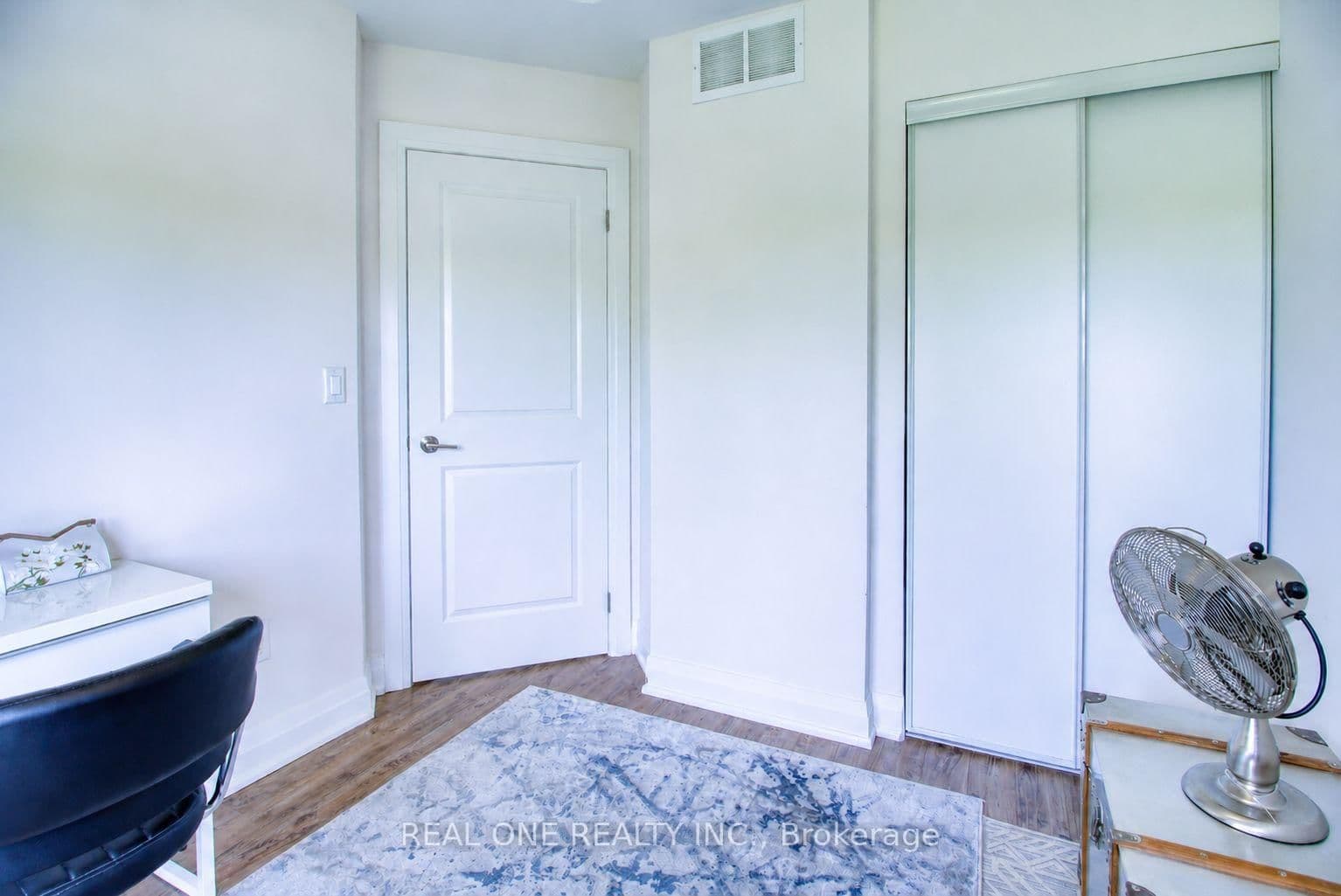 27 Eldora Avenue, Unit 63 thumbnail 31