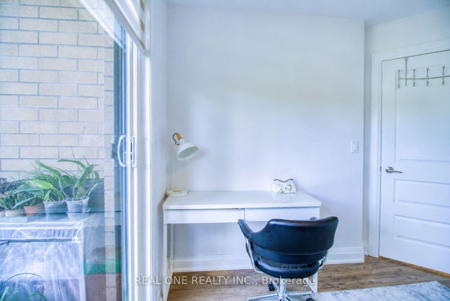 27 Eldora Avenue, Unit 63 thumbnail 32