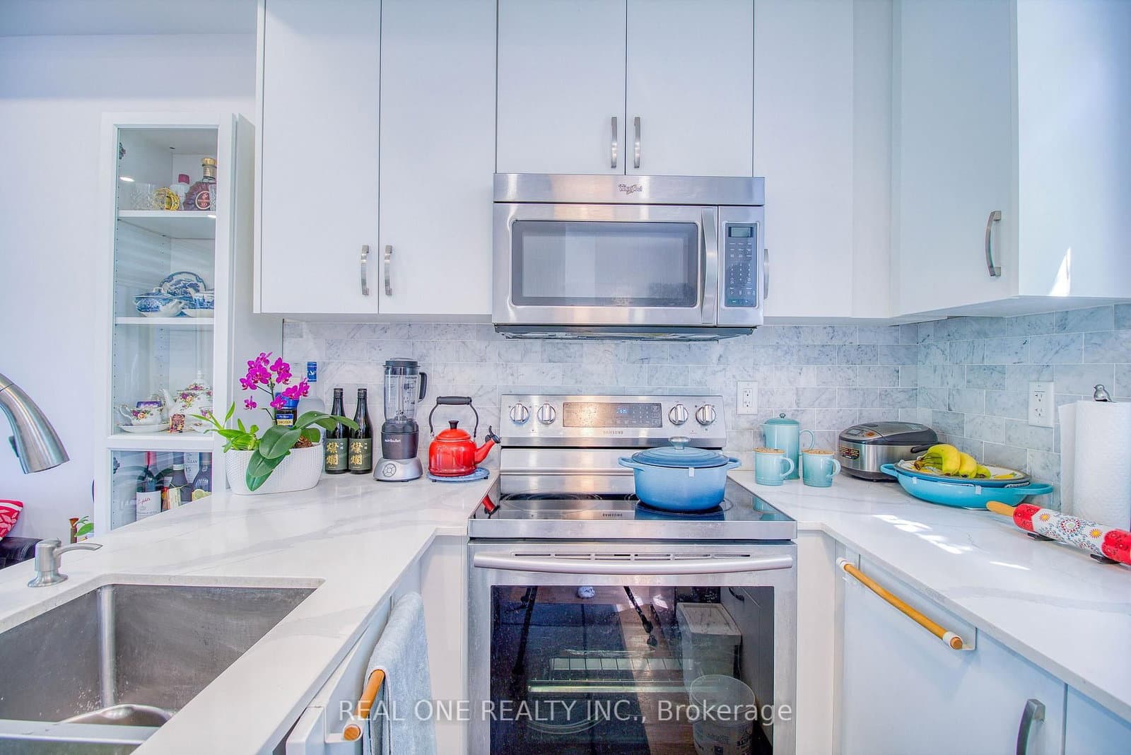 27 Eldora Avenue, Unit 63 thumbnail 9