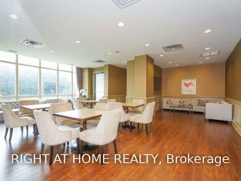 30 Harrison Garden Boulevard, Unit 207 thumbnail 21