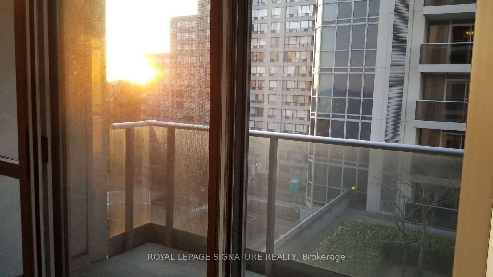 5793 Yonge Street, Unit 705 thumbnail 17