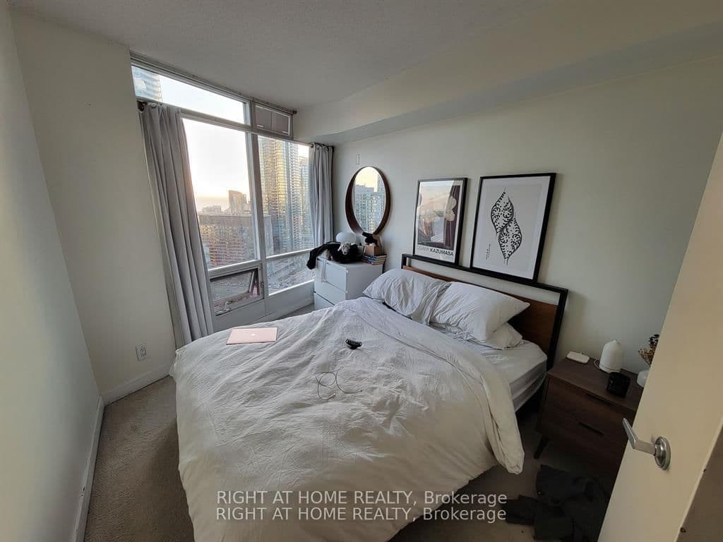 361 Front Street W, Unit 3205 thumbnail 9