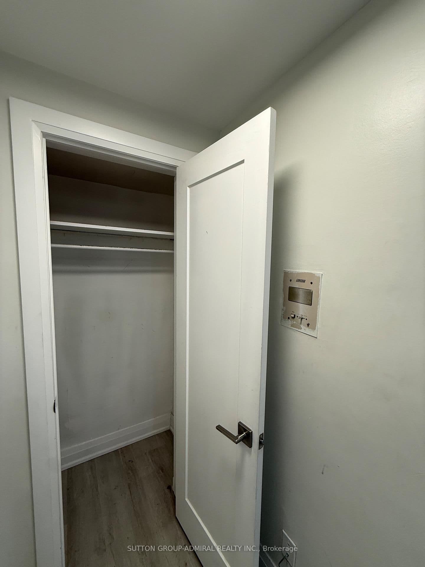 699 Eglinton Avenue W, Unit 104 thumbnail 2