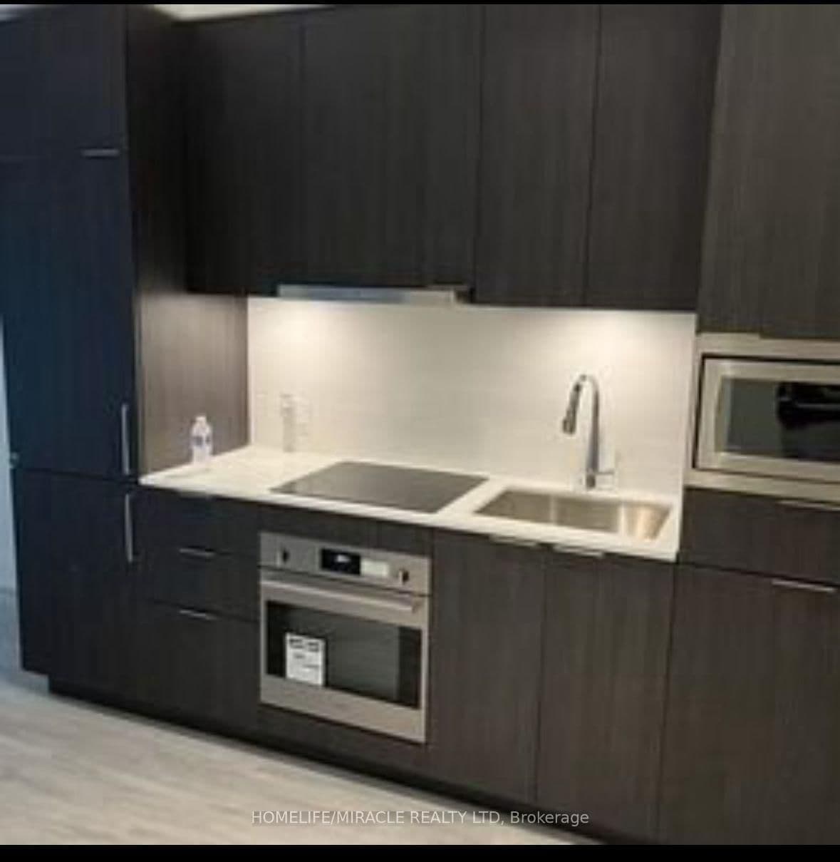 7 Golden Lion Heights, Unit N530 thumbnail 4