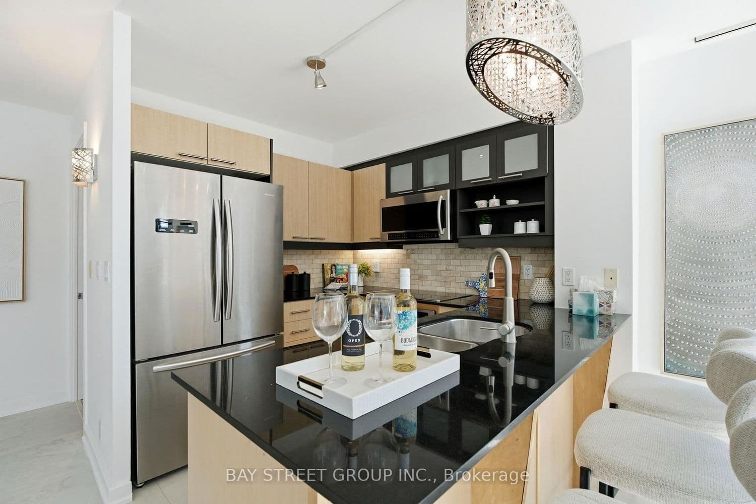 36 Blue Jays Way, Unit 925 thumbnail 11