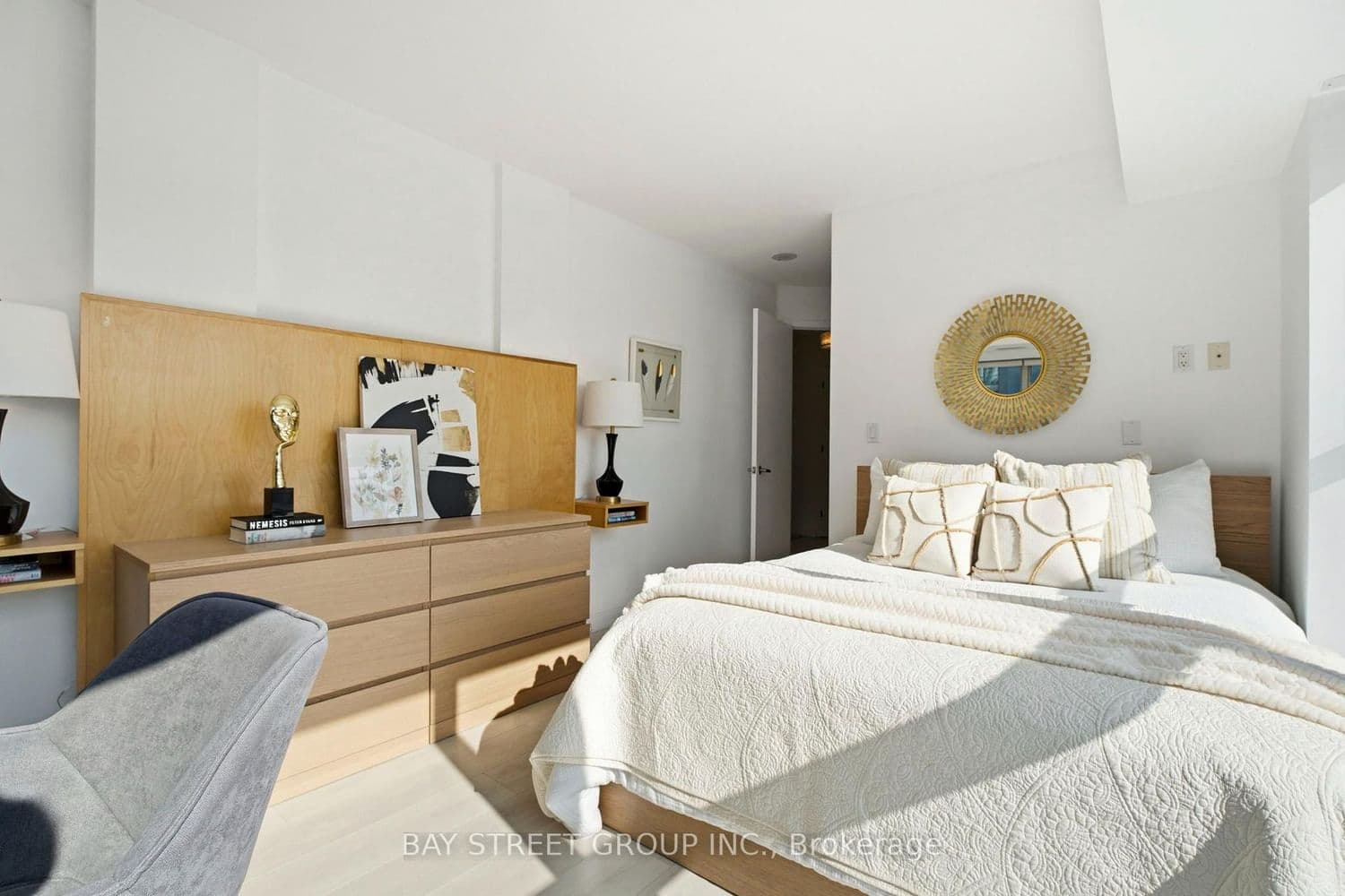 36 Blue Jays Way, Unit 925 thumbnail 23