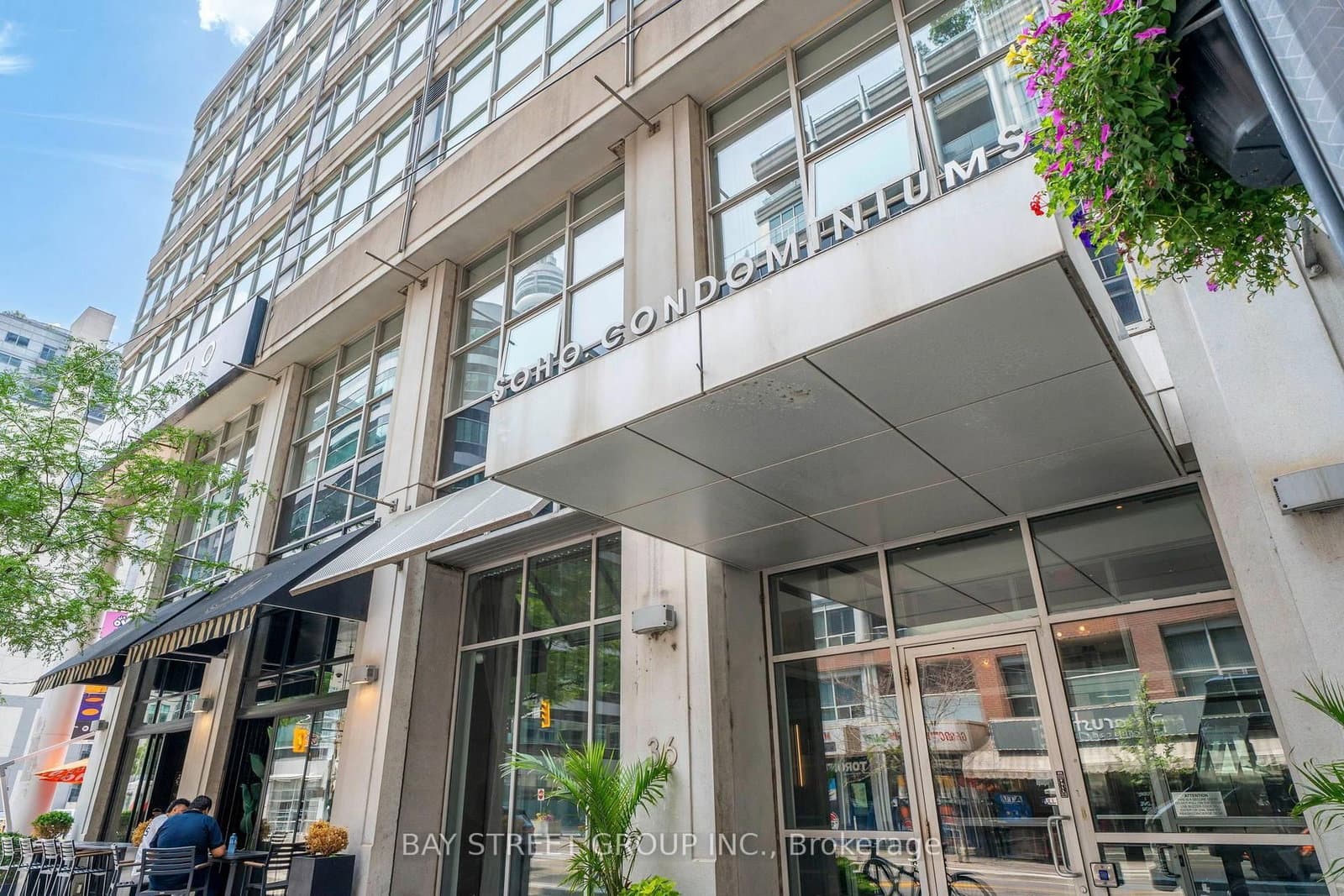 36 Blue Jays Way, Unit 925 thumbnail 35
