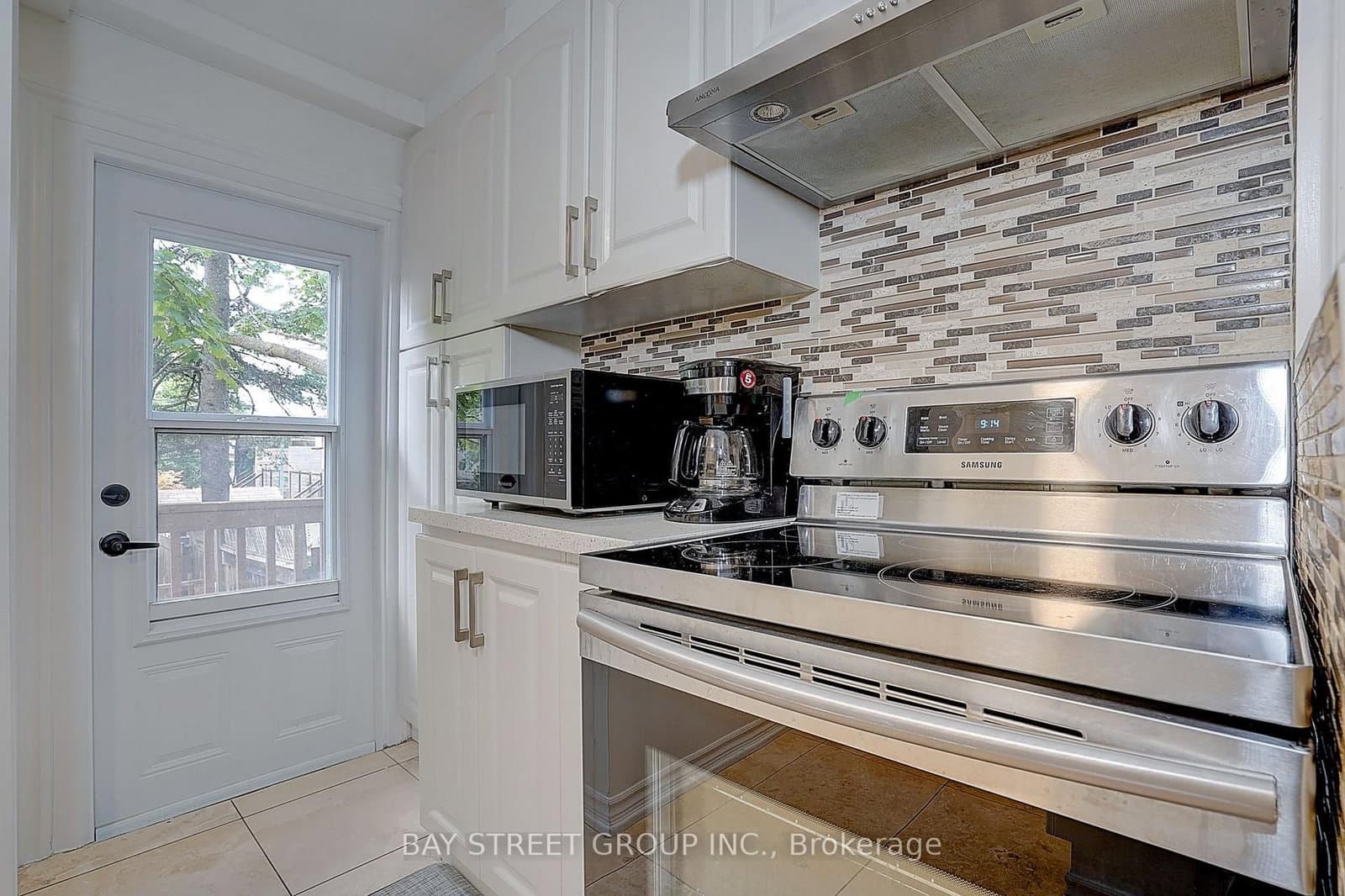 154 Alameda Avenue thumbnail 21