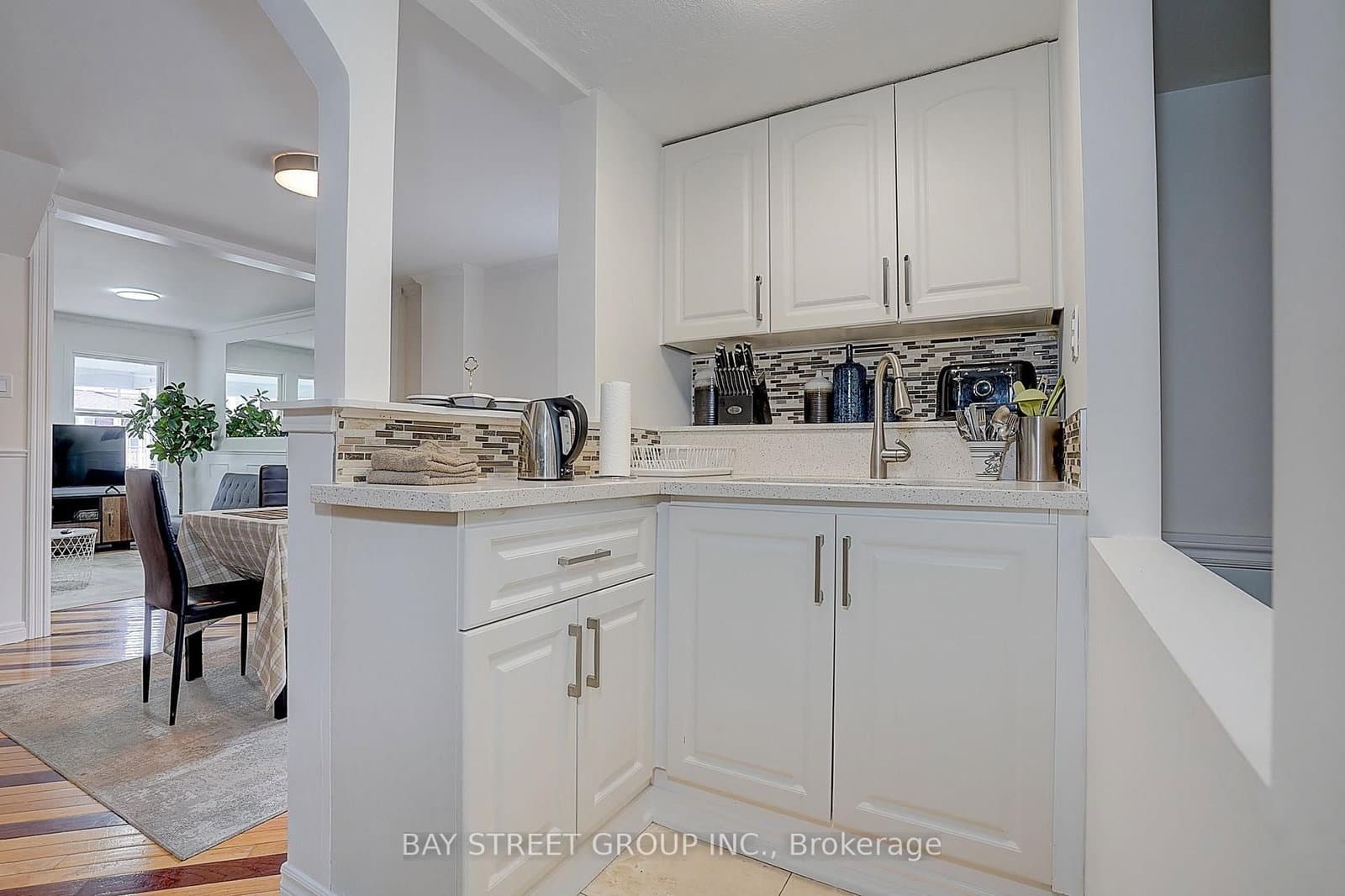154 Alameda Avenue thumbnail 22
