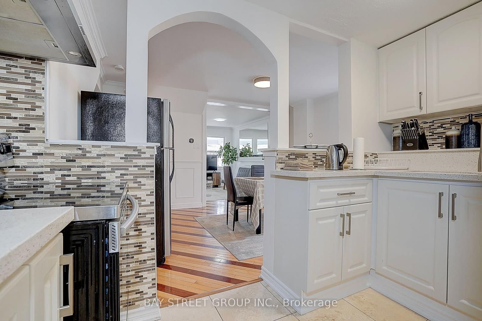 154 Alameda Avenue thumbnail 23