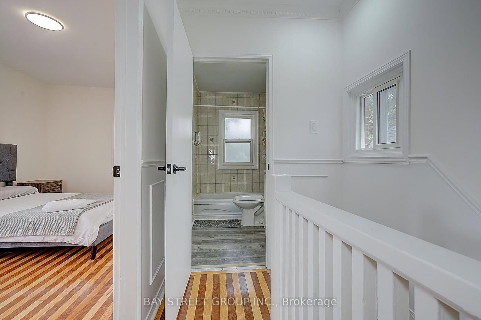 154 Alameda Avenue thumbnail 26