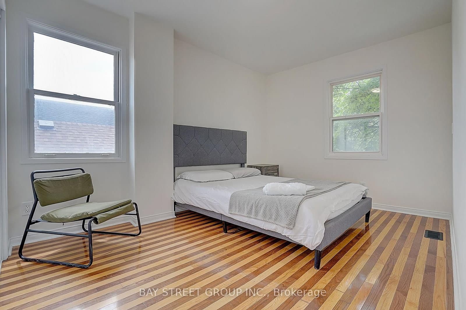 154 Alameda Avenue thumbnail 29