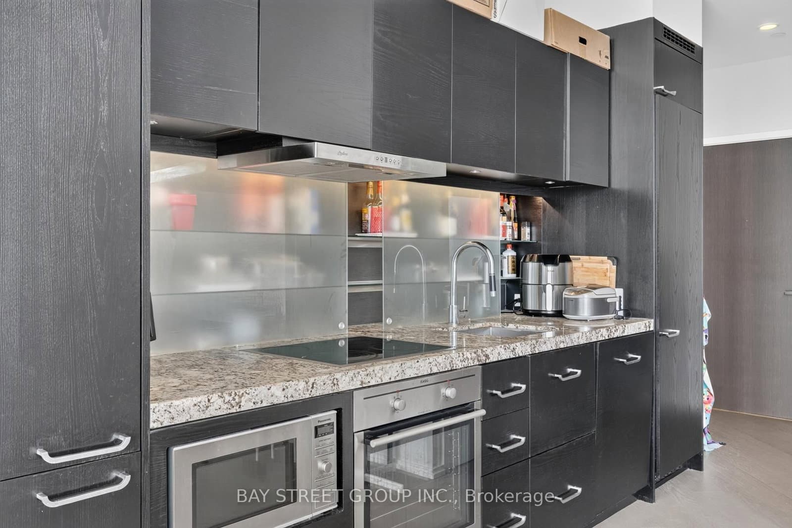 45 Charles Street E, Unit 5102 thumbnail 7