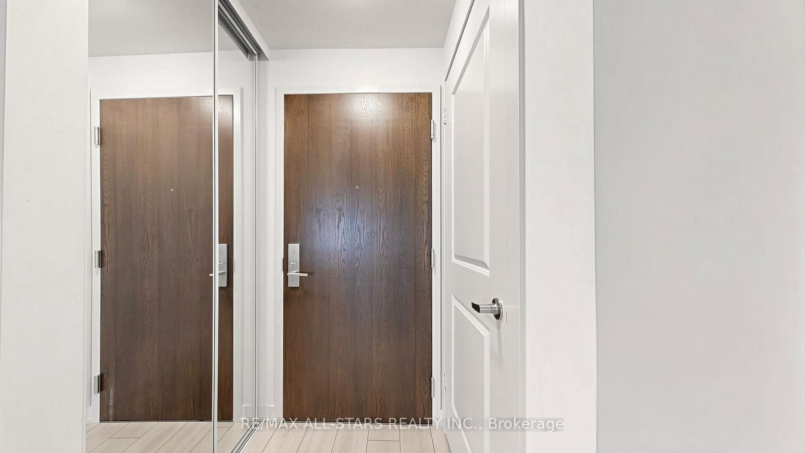 4955 Yonge Street, Unit 1609 thumbnail 25