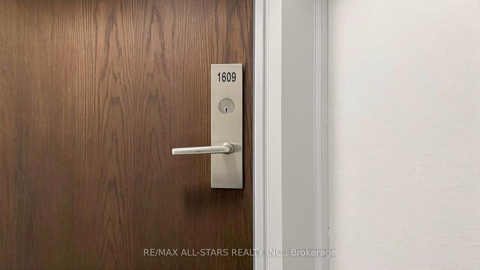 4955 Yonge Street, Unit 1609 thumbnail 26