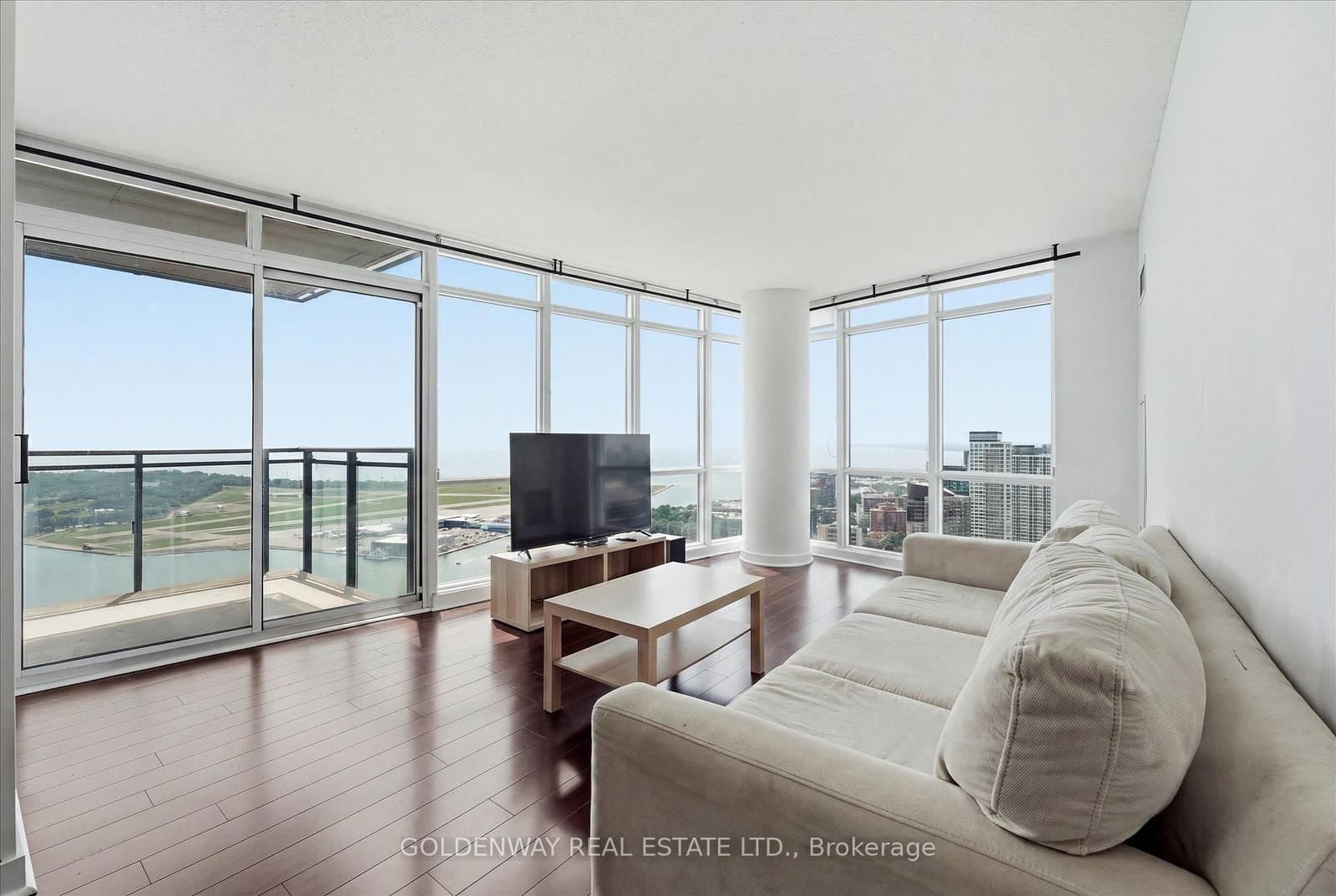 11 Brunel Court, Unit 5015 thumbnail 2