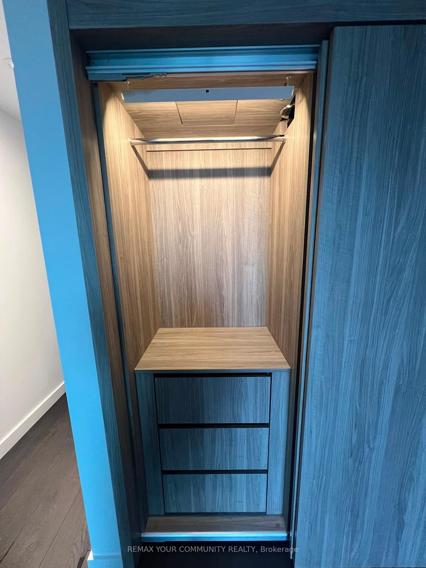 18 Esther Shiner Boulevard, Unit 652 thumbnail 18