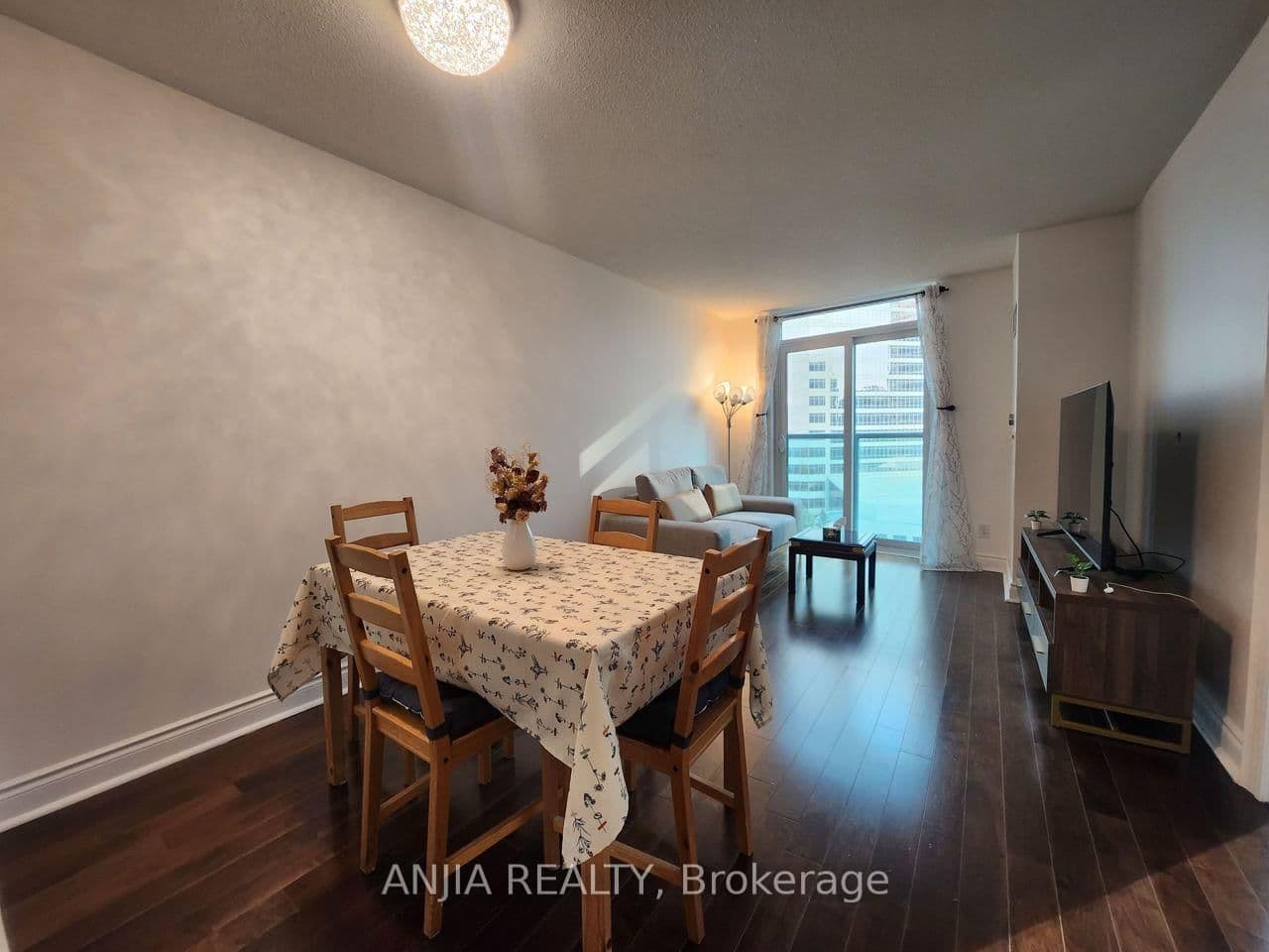 25 Greenview Avenue, Unit 1024 thumbnail 11