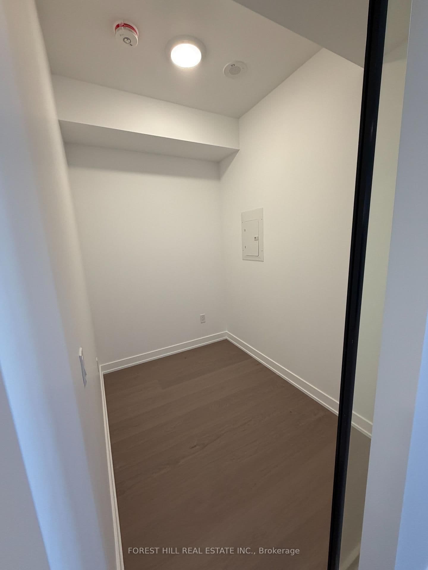 91 Montclair Avenue, Unit 710 thumbnail 10