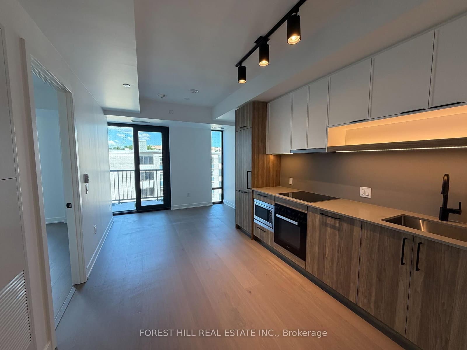 91 Montclair Avenue, Unit 710 thumbnail 2