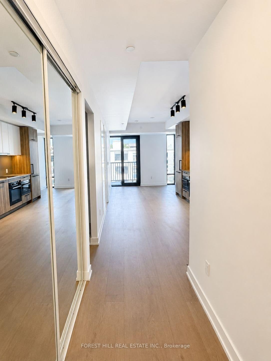91 Montclair Avenue, Unit 710 thumbnail 7