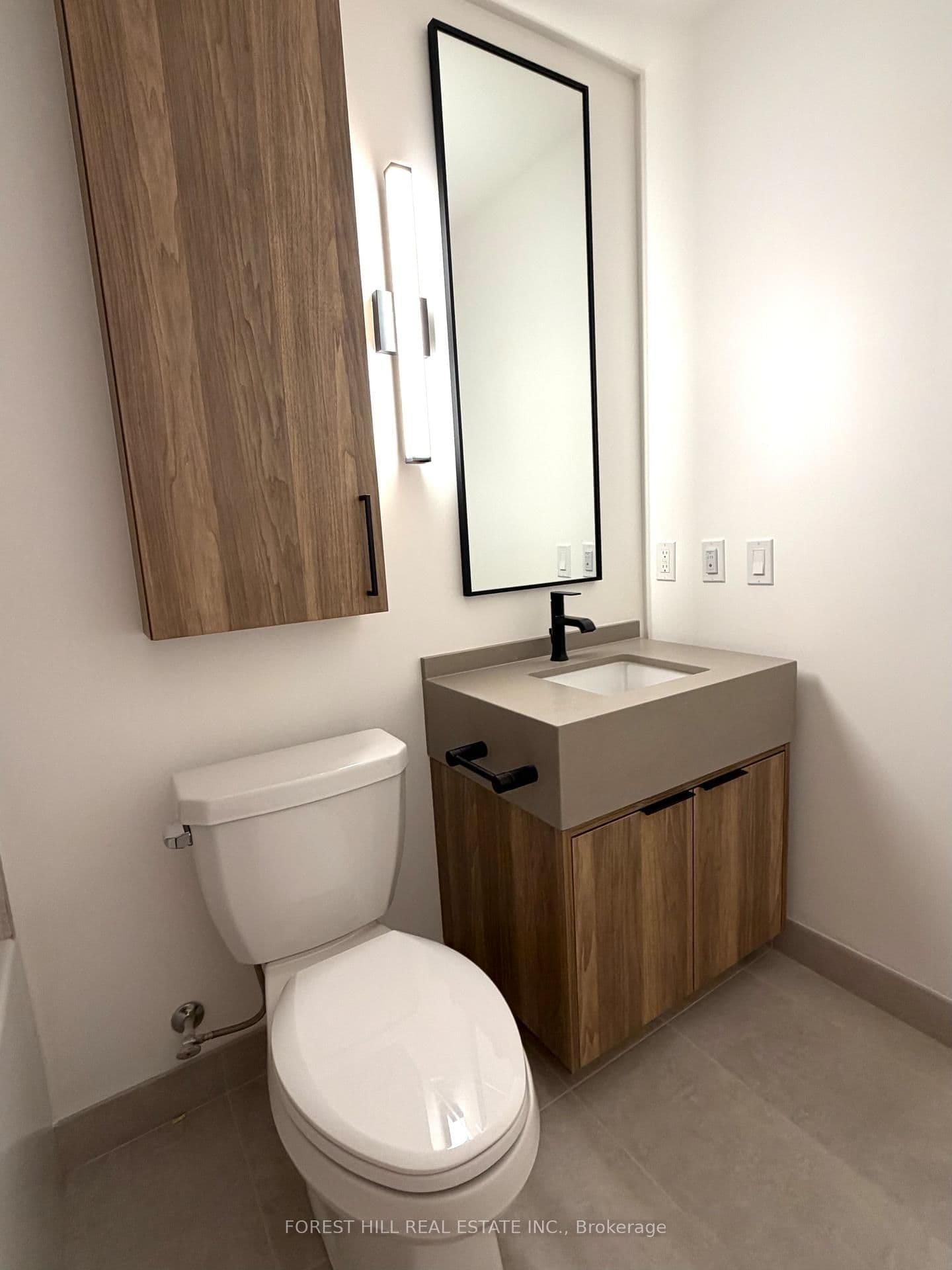 91 Montclair Avenue, Unit 710 thumbnail 9