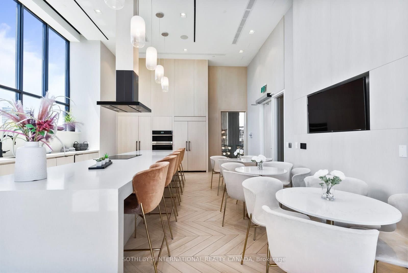 200 Redpath Avenue, Unit 1101 thumbnail 42