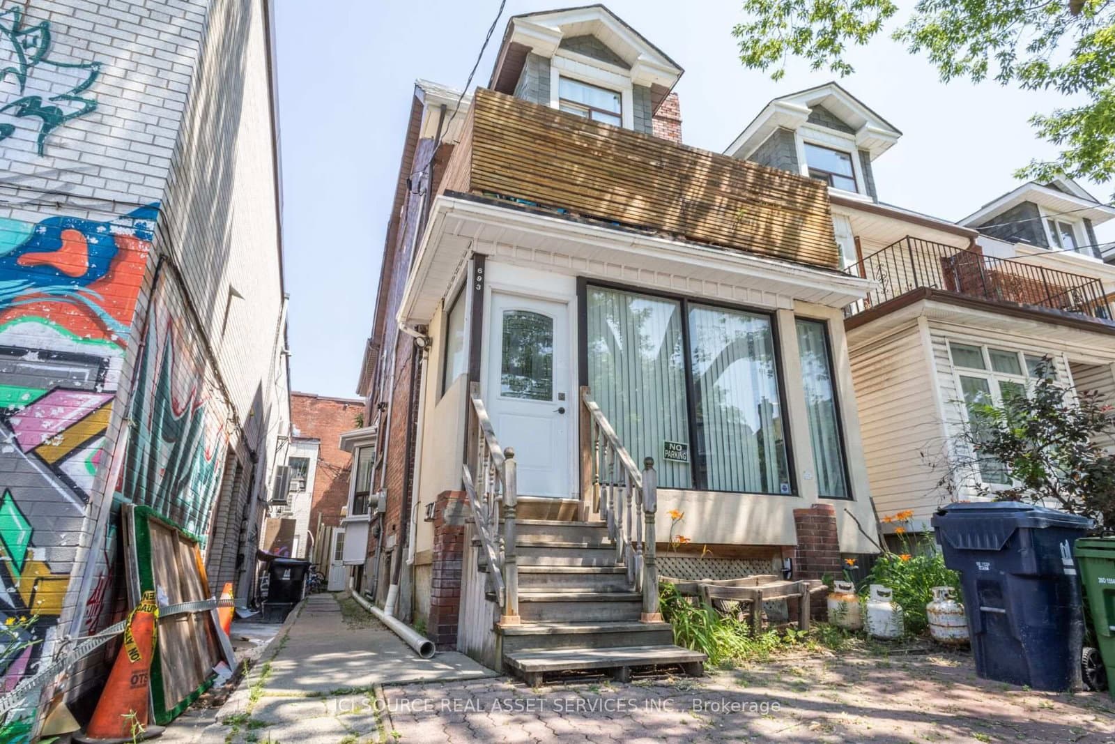 693 Euclid Avenue, Unit 2 - Image 1