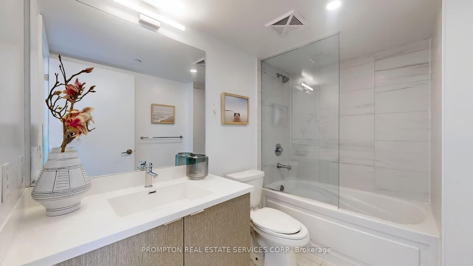 219 Dundas Street E, Unit Ph112 thumbnail 17
