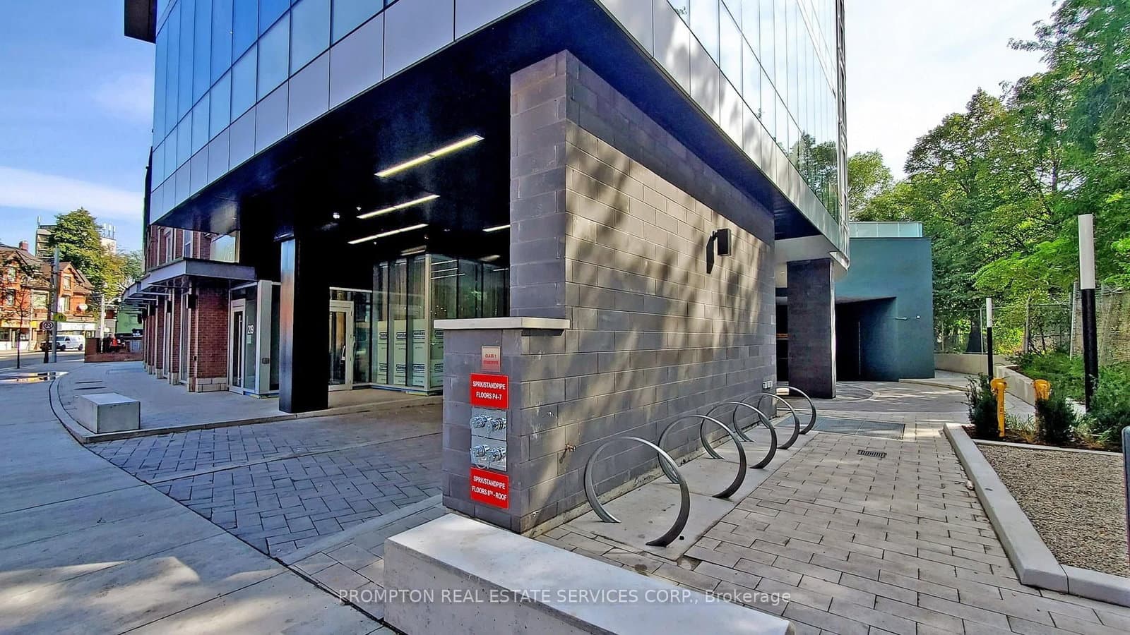 219 Dundas Street E, Unit Ph112 thumbnail 32