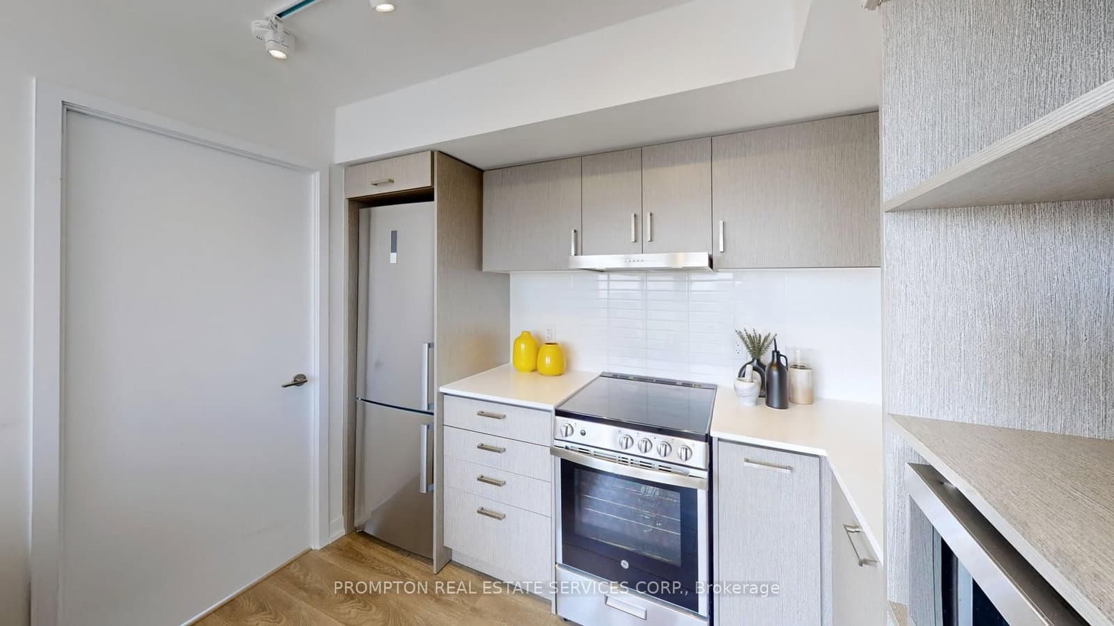 219 Dundas Street E, Unit Ph112 thumbnail 8