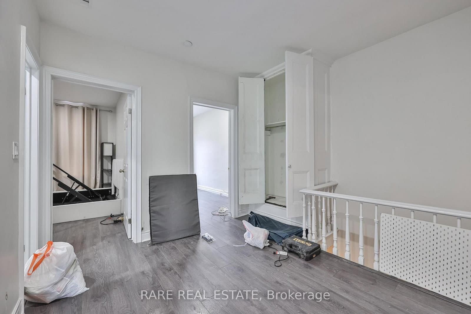 200 Bathurst Street thumbnail 8