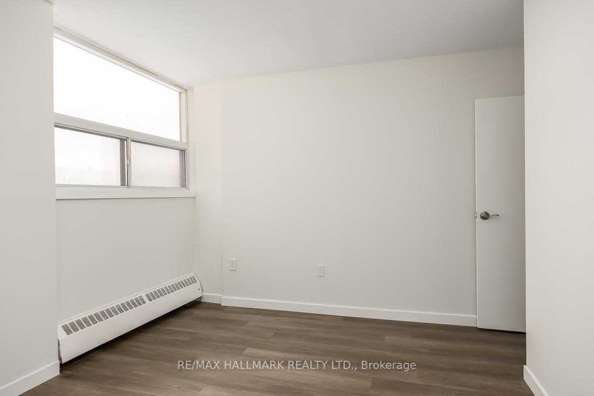5949 Yonge Street, Unit 1105 thumbnail 16