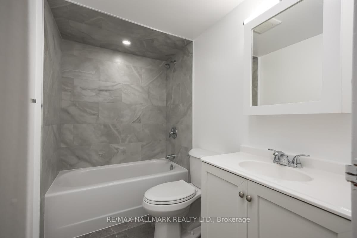 5949 Yonge Street, Unit 1105 thumbnail 17