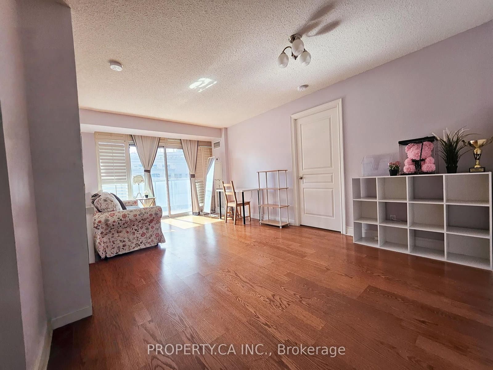 10 Northtown Way, Unit 708 - Image 1