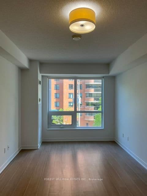 320 Tweedsmuir Avenue, Unit 209 thumbnail 13