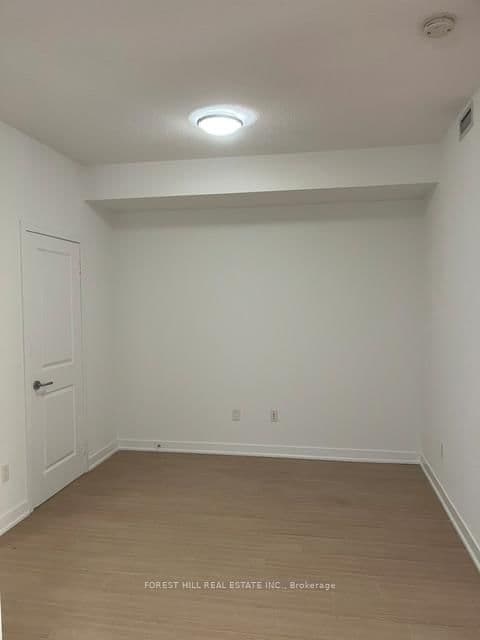 320 Tweedsmuir Avenue, Unit 209 thumbnail 9