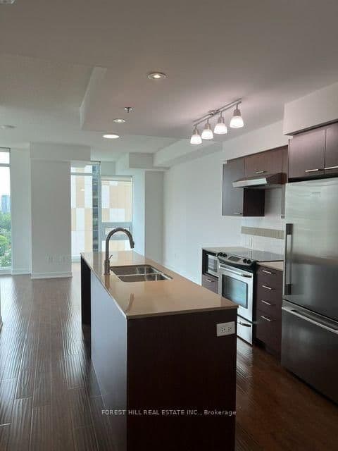 320 Tweedsmuir Avenue, Unit 1104 thumbnail 9